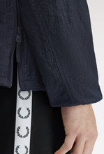 Load image into Gallery viewer, Fred Perry J2322 - Nylon Smock in Navy